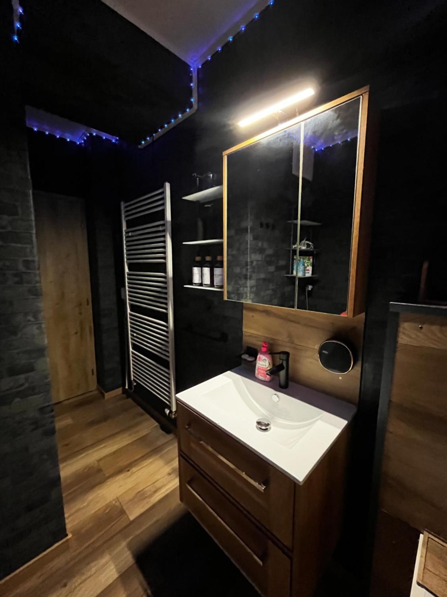 Monfas Apartment Provence In 布拉格 外观 照片